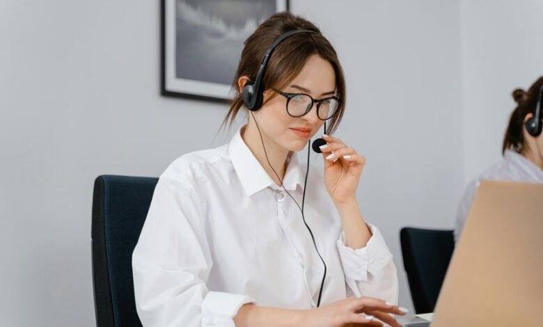 fast business hotline number
